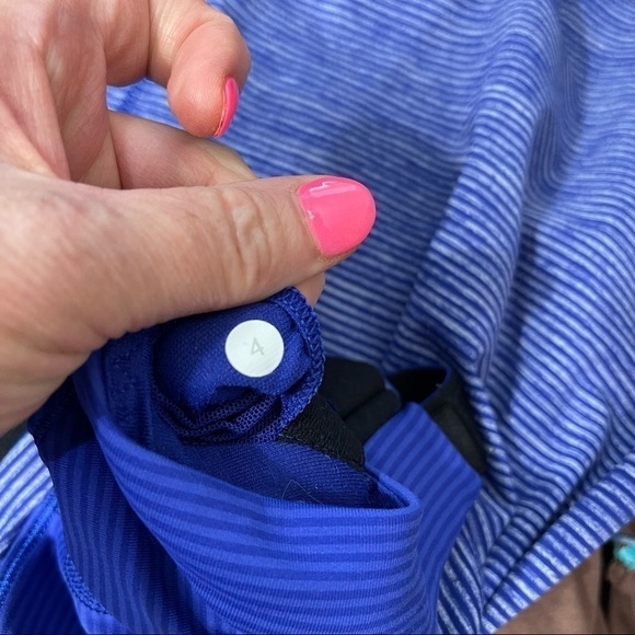 Lululemon Purple Cross Back Work Out Yoga Running Athletic Tank - Picture 13 of 15